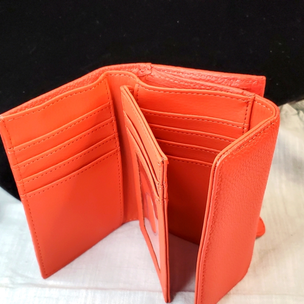 NEW Corral leather wallet with RFID protection by Safe Keepers